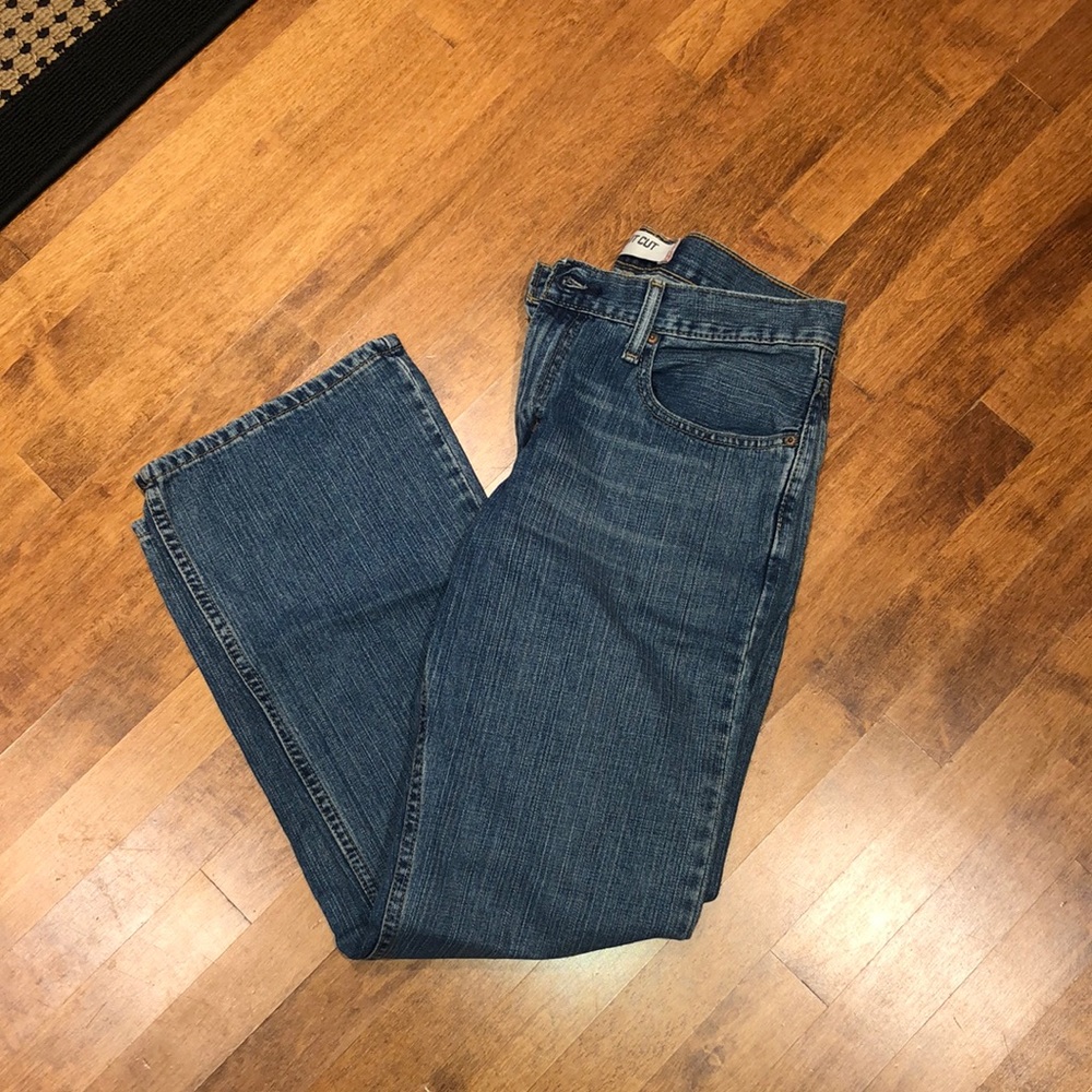 LEVI JEANS